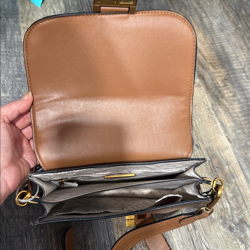 Steve Madden Tan Crossbody Bag with Gold Accents - Picture 10 of 11